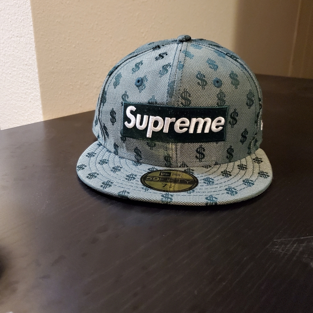 Supreme SS18 hat 7 1/8